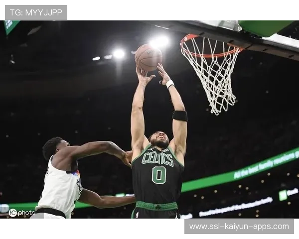 凯尔特人新援融入顺利,塔图姆状态神勇,塔图姆27分凯尔特人胜猛龙 凯尔特人新援融入顺利,塔图姆状态神勇,塔图姆27分凯尔特人胜猛龙